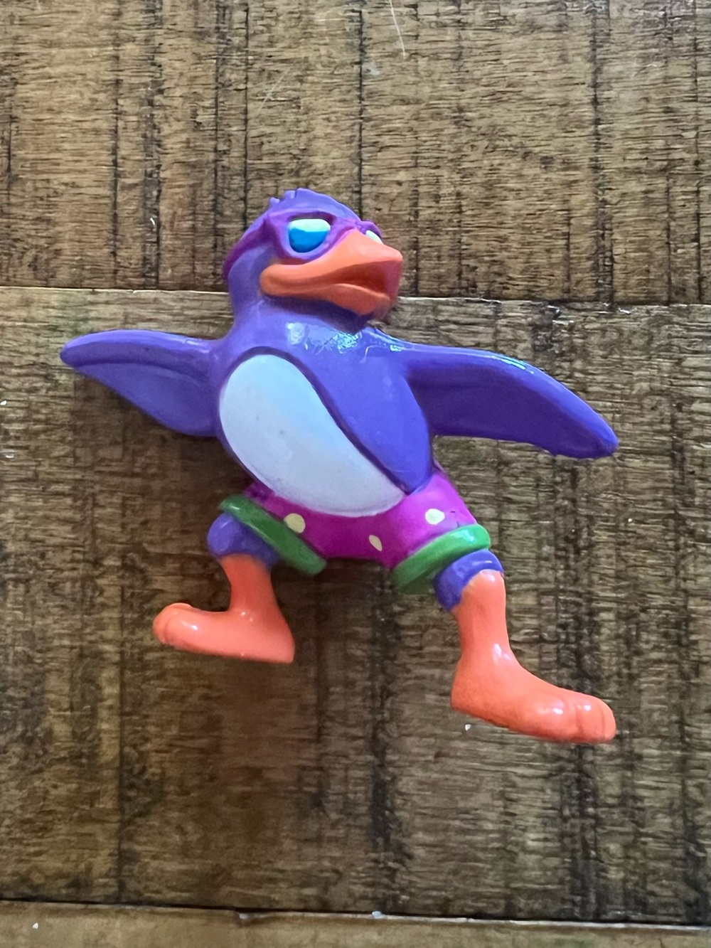Vintage 1990s Lisa Frank Retro Purple Surfer Penguin 2” PCV Figure